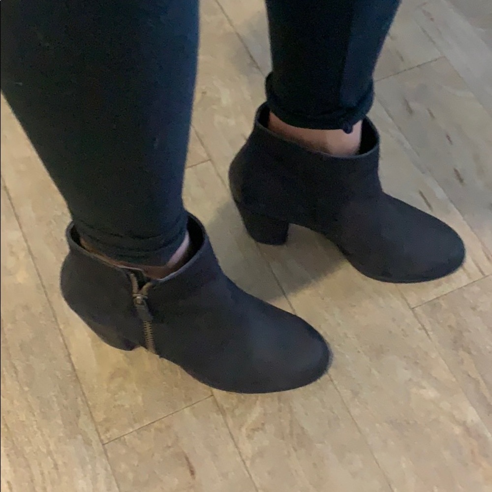 BP black booties